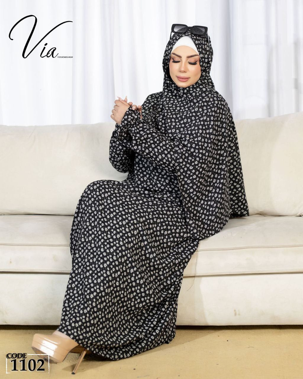 إسدال منقوش 1102